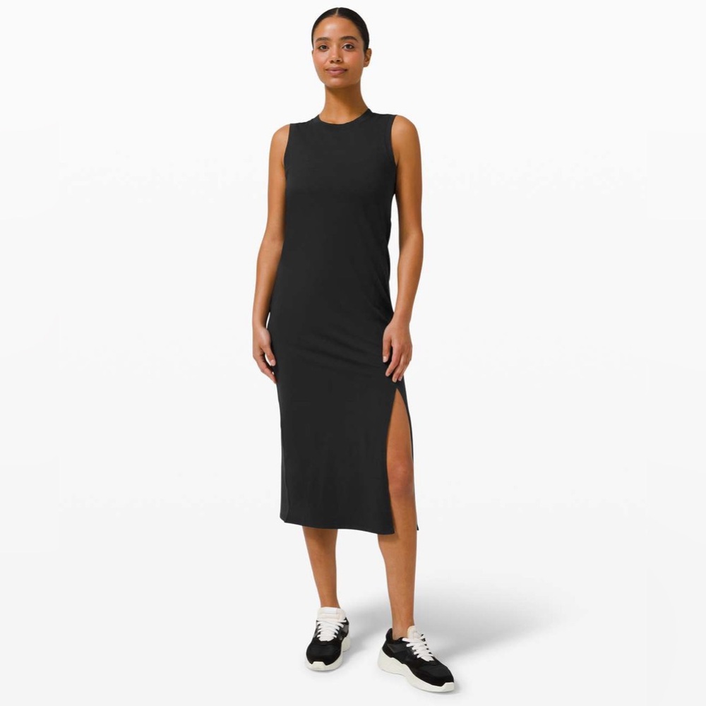 Lululemon LA Midi Dress in Black / Heather Core Black.